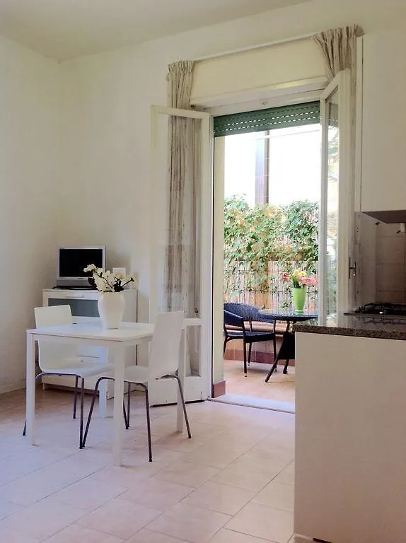 Aparthotel Residence Villa Ofelia Rimini